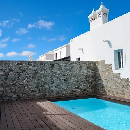 Laura 31 Playa Blanca (adults Only) * Playa Blanca